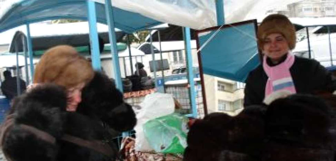 Iaşi: Regiunea pe scurt / Băcăuanii se feresc să-şi cheltuiască banii pe blănuri
