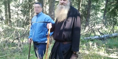 Cabana părintelui Onufrie a devenit loc de pelerinaj pentru turişti 