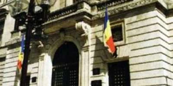 Băncile-mamă şi-au retras din România 700 de milioane de euro