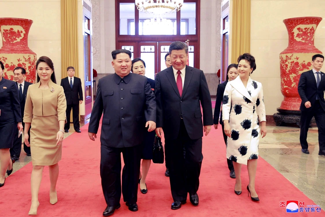 Liderul de la Phenian şi soţia lui au fost într-o vizită oficială în Chinafoto EPA