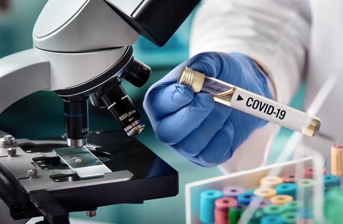 
    Un inginer demontează mitul microcipării prin vaccinul anti Covid-19foto: Shutterstock  