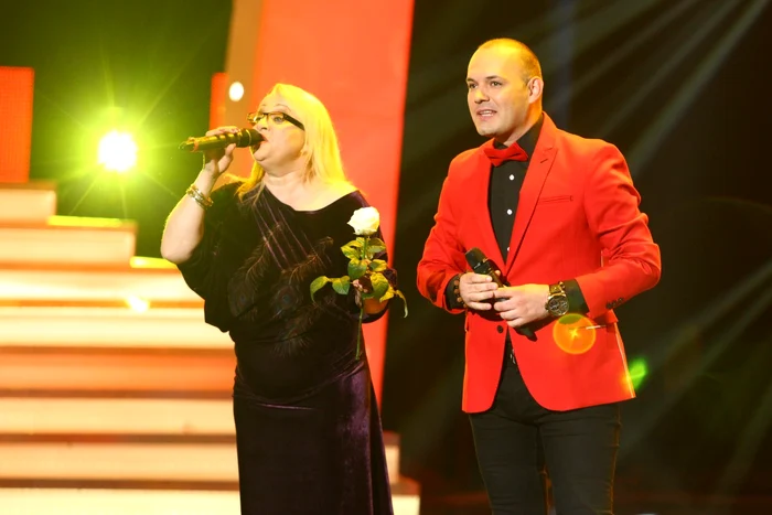 laura bisog foto pro tv