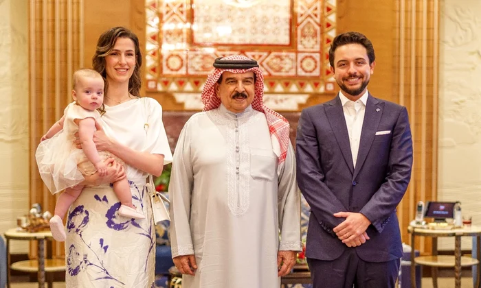 Printul Hussein, Printesa Rajwa si Prințesa Iman in Bahrain, Foto Hamzah Azoqa png