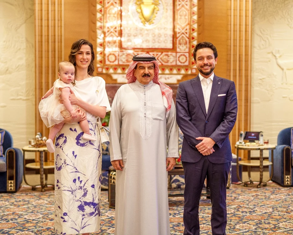 Printul Hussein, Printesa Rajwa si Prințesa Iman in Bahrain, Foto Hamzah Azoqa png