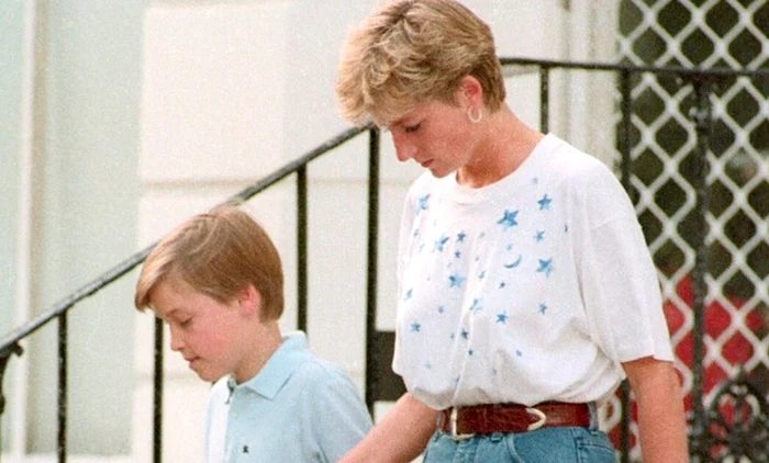 Prinţul William în copilărie, alături de mama sa, regretata Prinţesă Diana. Foto: Profimedia