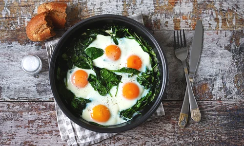 1 spanac oua ochiuri shutterstock 1637385418 jpg jpeg