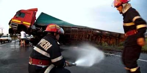 Circulaţia în zonă a fost blocată pentru aproape trei ore