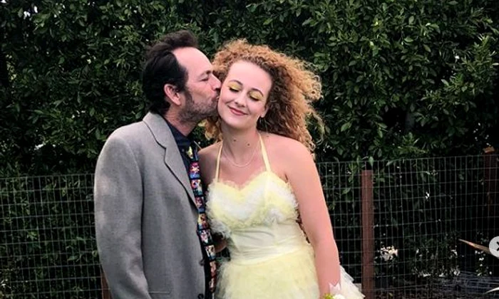 luke perry si sotia jpg jpeg