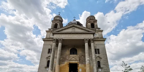 Maosoleul de la Bobda