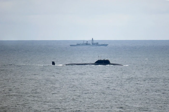 HMS Portland a urmărit două submarine ruseşti în Marea Nordului FOTO Profimedia