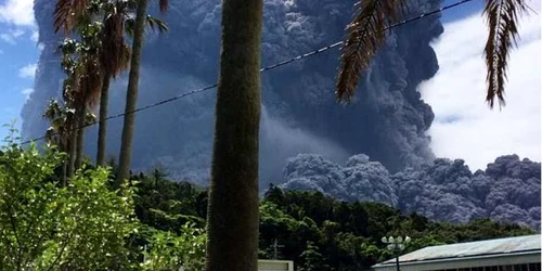 Vulcanul Shindake a erupt in Japonia FOTO Instagram