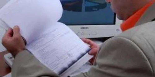 Se pot delega observatori pe lângă Comisia centrală