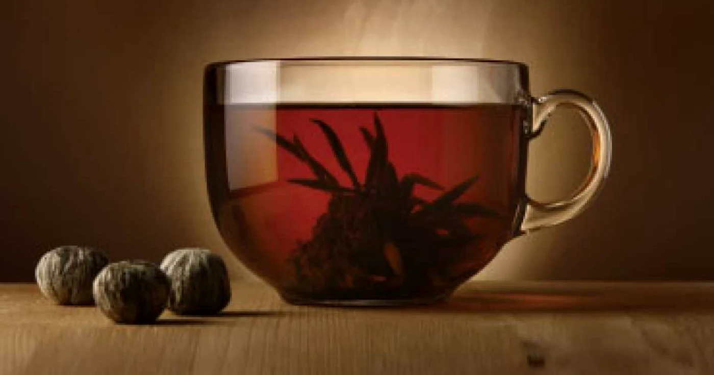 Invitaţie la ceai şi cafea