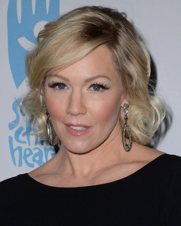 29 dormitor de star jennie garth 1 jpg jpeg