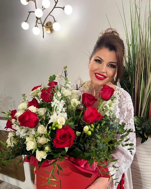  Artista are și propriul ei brand de parfumuri și este foarte încântată pentru că îi merge bine afacerea