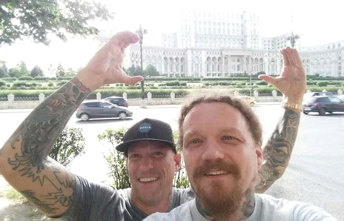 Costi Azoiței și Ami James