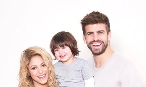 Cântăreaţa columbiană şi fotbalistul Gerard Pique mai au un băieţel, pe nume Milan jpeg