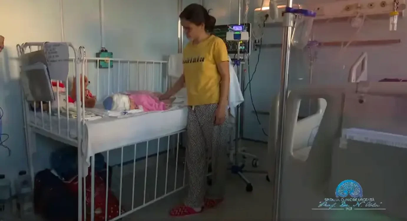 Miruna și mama ei, Nicoleta FOTO captură video Spitalul de Urgență Iași