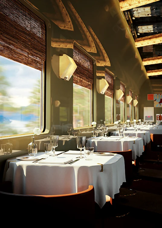 Sala de mese din trenul La Dolce Vita