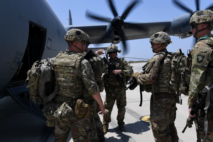 Militarii americani din Divizia 101 Aeropurtată  FOTO US Air Force/ Senior Airman Haley D. Phillips 