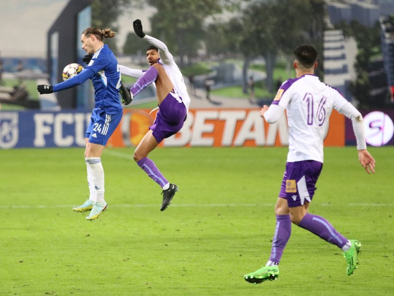 FC U Craiova, doar egal cu FC Hermannstadt. Echipa din Sibiu a ajuns la opt meciuri consecutive fără înfrângere