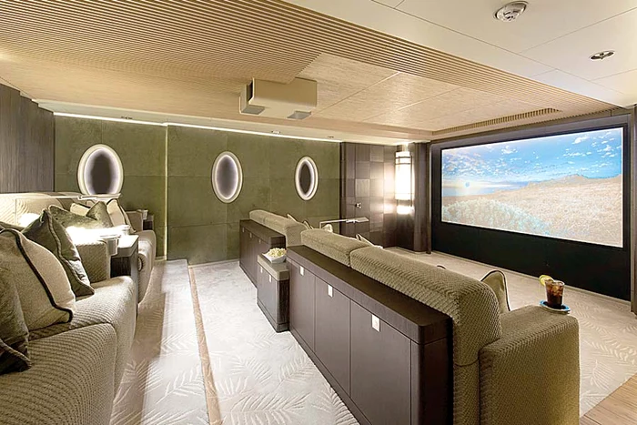 Iahtul «Nirvana» (Fotografii: Caters)