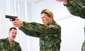 HAdyo0PWUAAQtzH jfif