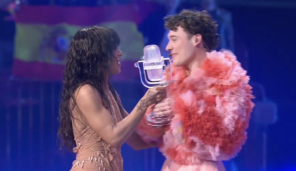 Elveția a câștigat Eurovision 2024: artistul a spart trofeul la doar câteva minute după ce a fost desemnat câștigător VIDEO