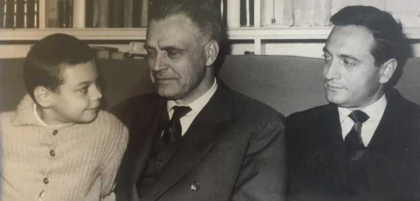 Trei generaţii de scriitori în familia Stancu. FOTO: arhivă personală Tudor Stancu