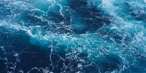 Ocean apa de mare involburata Foto Shutterstock jpeg