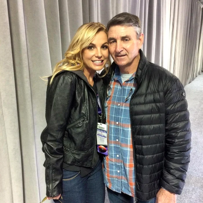 Britney Spears alături de tatăl ei Jamie, de 66 de ani, care este custodele ei de 11 anifoto Instagram