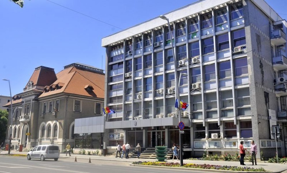 Funcționari publici, într-o rețea de fraudare a statului. DNA a constatat un prejudiciu de peste 1 milion de lei
