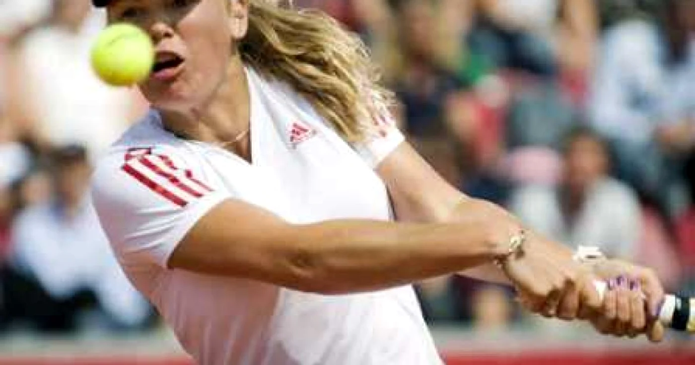 TENIS: Finală Wozniacki-Vesnina la New Haven