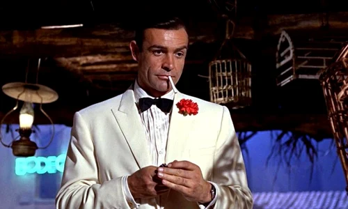 Cei șapte actori care au intrat în pielea lui James Bond jpeg