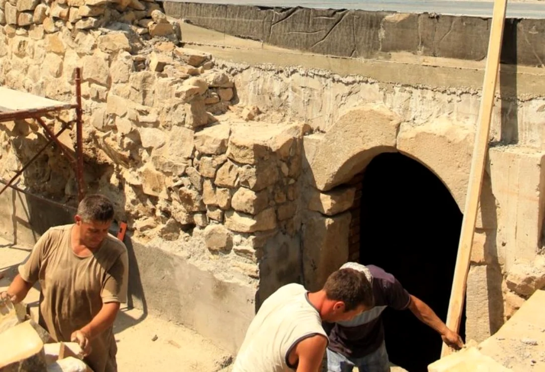 Lucrările de amenajare a beciurilor domneşti au termen de finalizare luna mai 2015