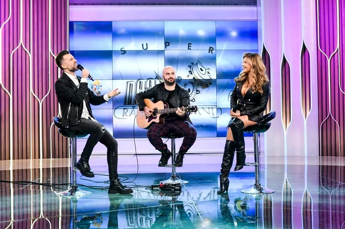 Loredana, sexy într-o ținută de pieleFoto: Captură Video