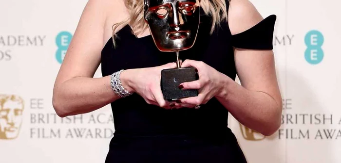 Kate Winslet, care a câştigat anul acesta premiul BAFTA, a ratat mai multe roluri, explicaţia primită fiind că este prea grasă FOTO Getty Images/Guliver