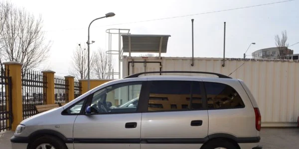 Maşina furată din Spania şi găsită la Galaţi FOTO Poliţia de Frontieră