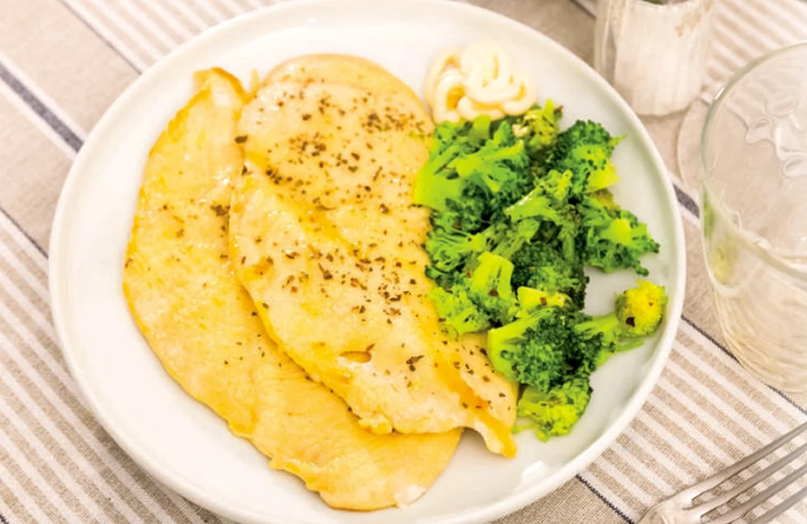 piept de pu  inabusit cu broccoli jpg