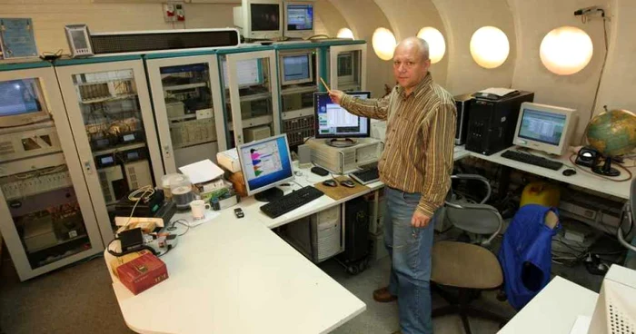 Cutremur Vrancea, stație seismologică