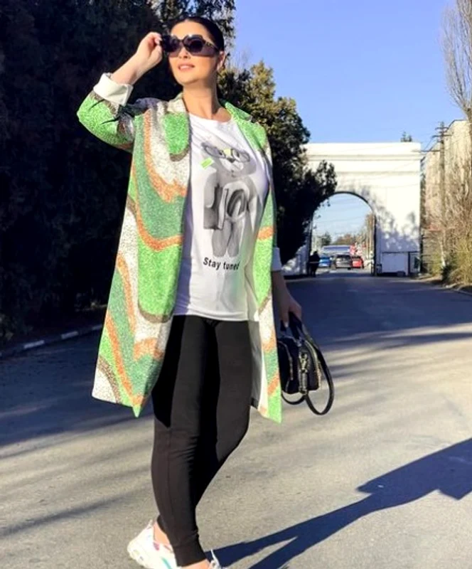 gabriela cristea silueta6 jpg