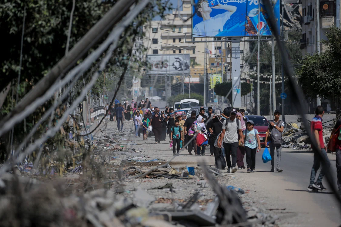 Populația din nordul Fâșiei Gaza fuge după ordinul israelian de evacuare FOTO EPA-EFE