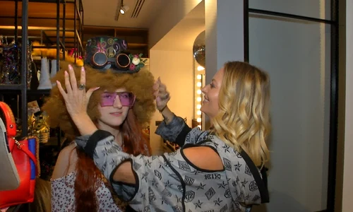 Delia dressing enorm (6) jpeg