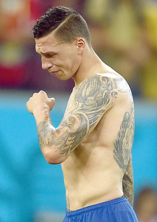Jose Holebas este  cel mai tatuat grec