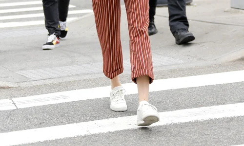 Kendall Jenner fait du shopping avec des amis à New York jpeg