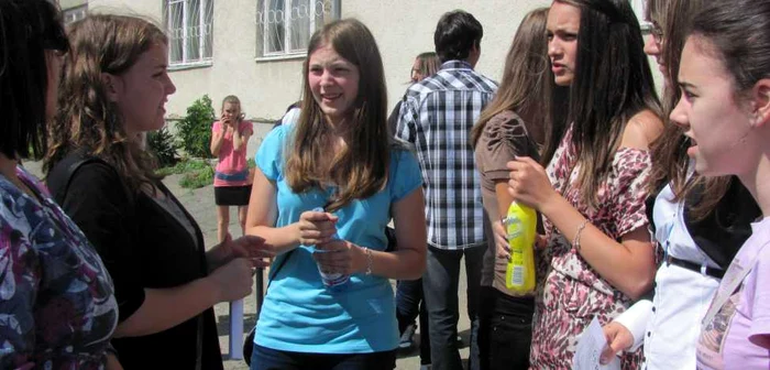 Patru fete şi doi băieţi din Sălaj au obţinut nota 10 la ambele probe