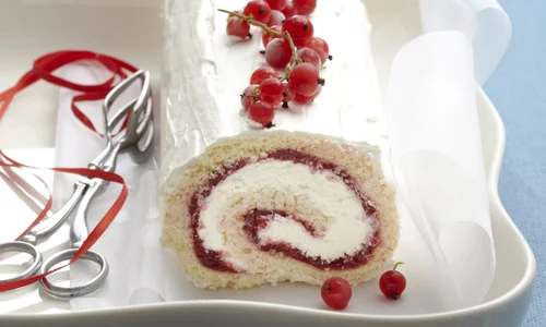 Redcurrant cream rouladeRedcurrant jpeg
