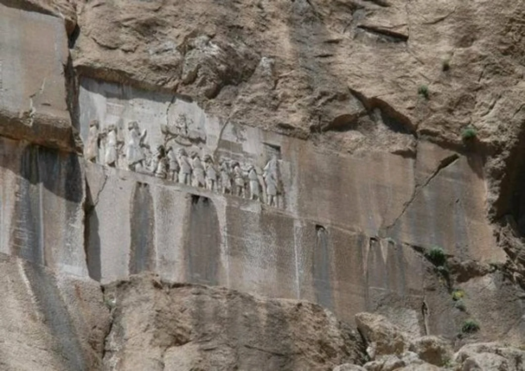 behustin rock top 10 historical finds 560x396 jpg jpeg
