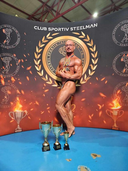 Povestea extraordinară a celui mai longeviv culturist din România. Medaliat după ce a fost paralizat și lovit de mașină    