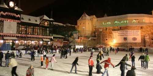 Patinoarul de la Olimpia va fi deschis zilnic